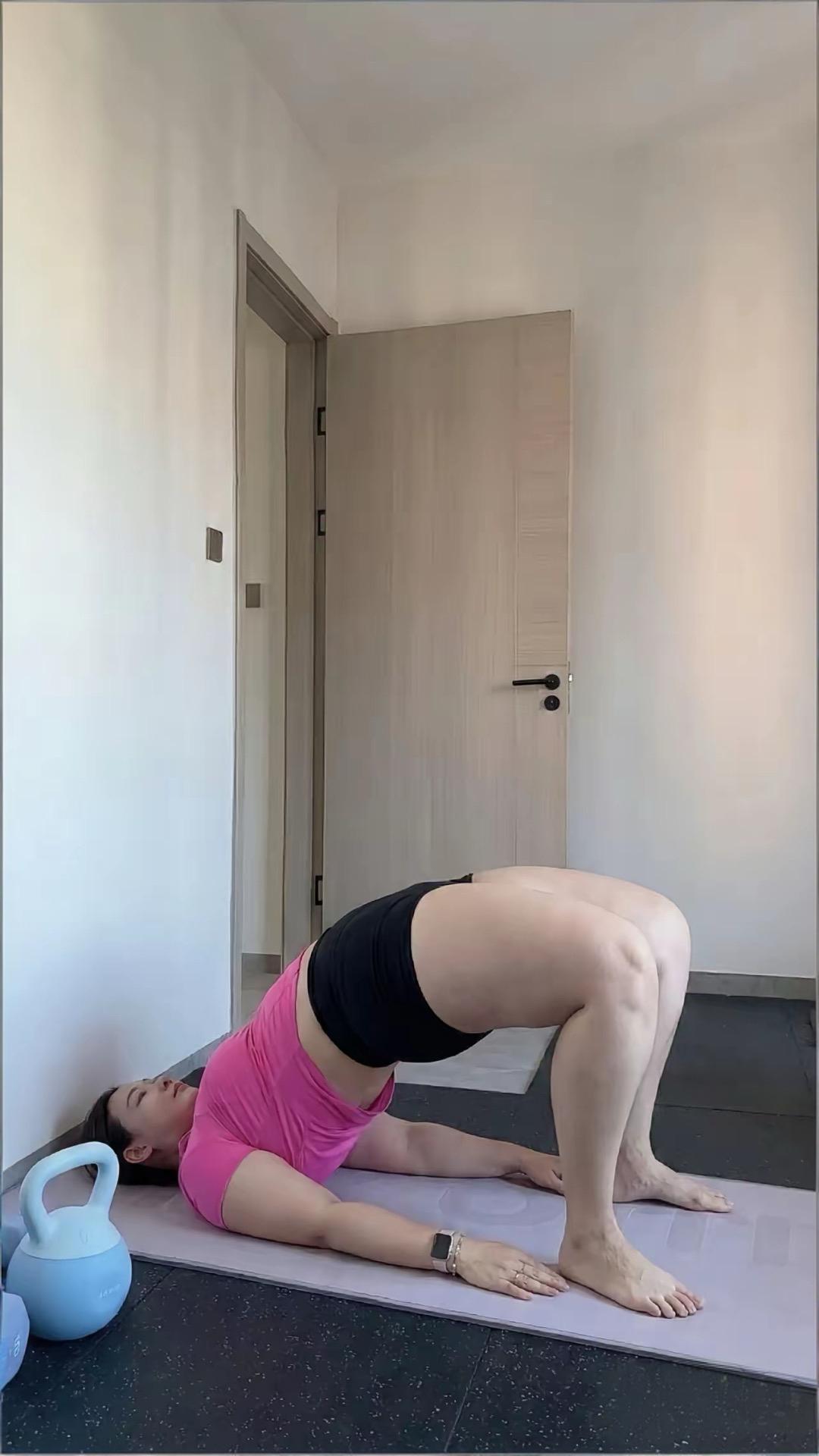 这个瑜伽动作真的太难了