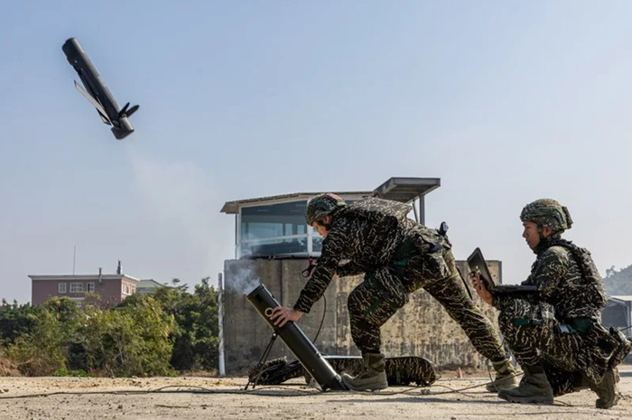 台媒:台军首次展示“劲蜂一型”攻击无人机性能,仅5秒就坠地