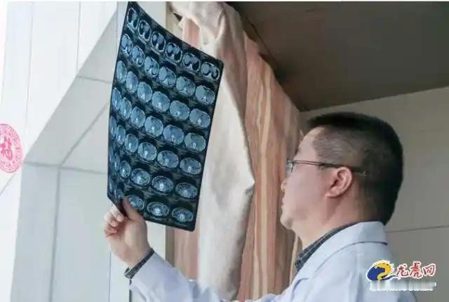 审计组突击抽查南京这家医院，本想揪出暗藏的贪腐黑手，却意外撞见一笔极为反常的资金