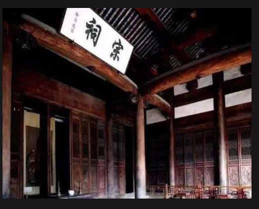 你说这南方人的宗族观念为啥这么强？我琢磨着啊，这事儿得从根儿上说。前几天听老家