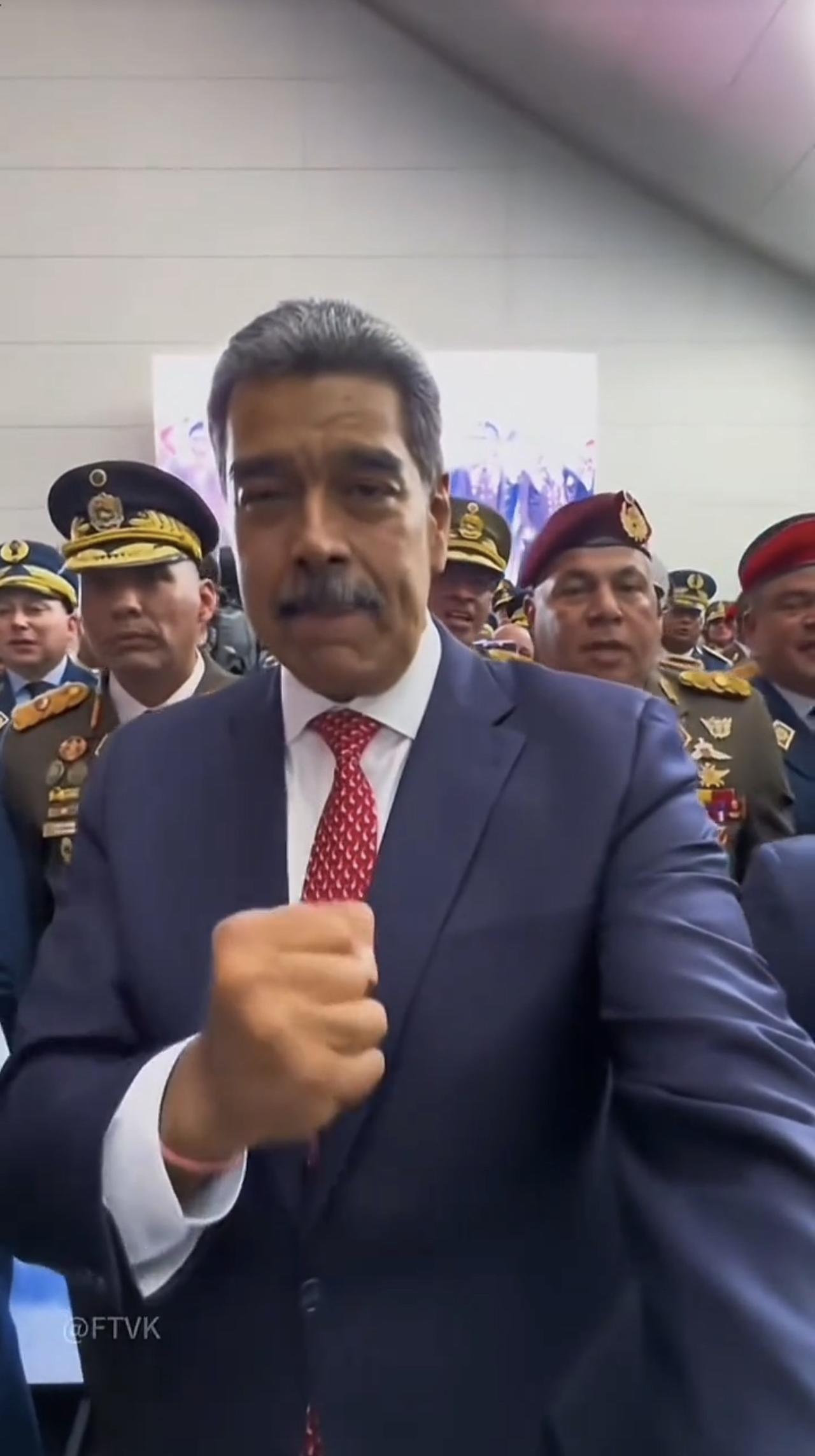 委内瑞拉集结大批高级将领，马杜罗还笑的出来，美军重型装备，已经登陆波多黎各！突