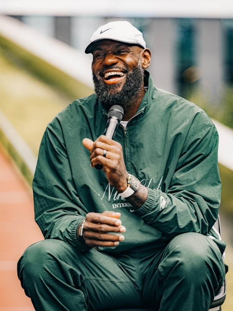 NBA现役球员总决赛MVP+常规赛MVP次数排行榜，詹姆斯以8次MVP+FMVP总次数遥遥领先其他球