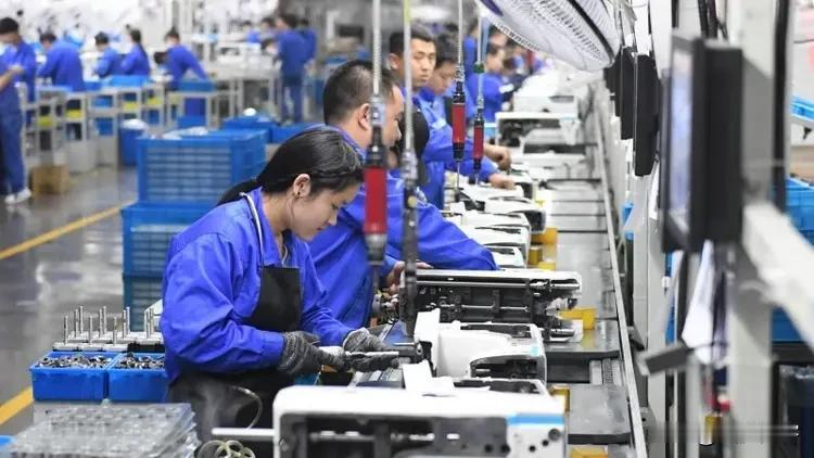 从“世界工厂”到产业转型，这五年中国制造业经历了什么？过去五年，中国制造业