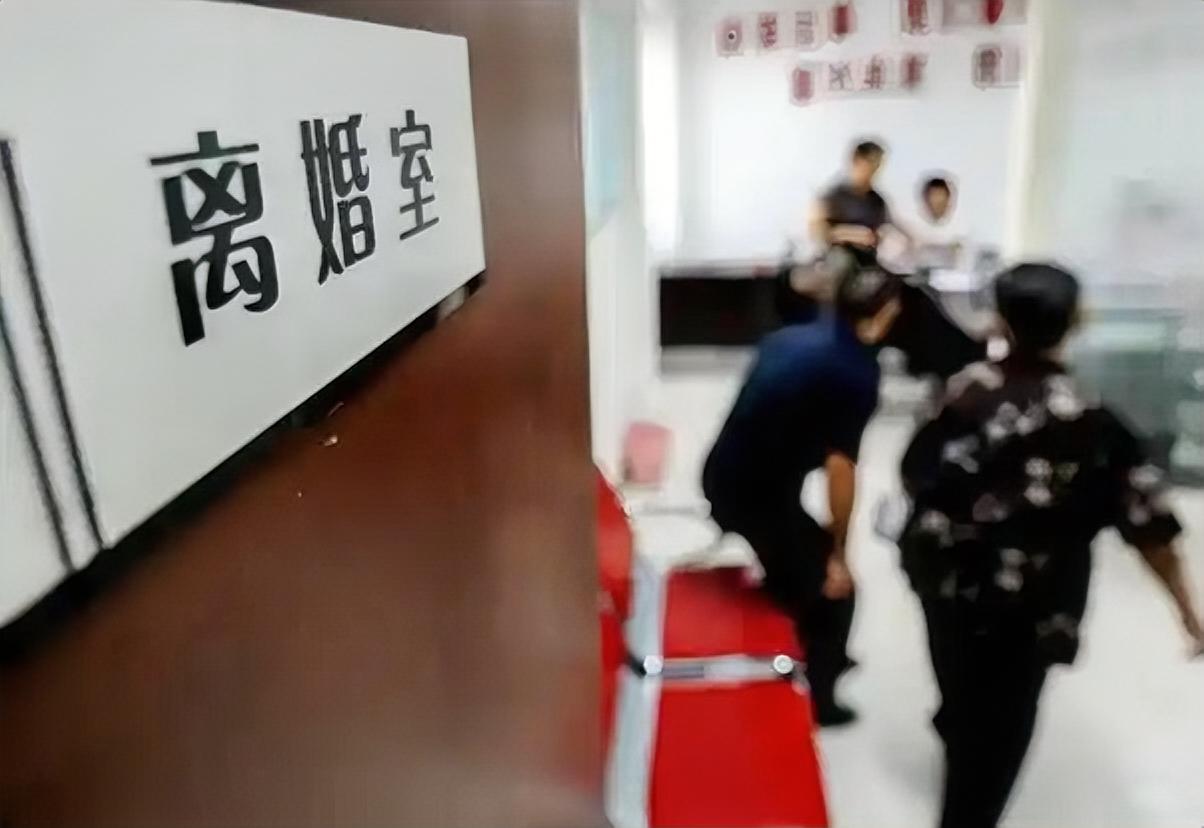别急着离婚，这才是聪明女人的生存之道暂缓离婚，对大部分人的婚姻来说才是最优解。