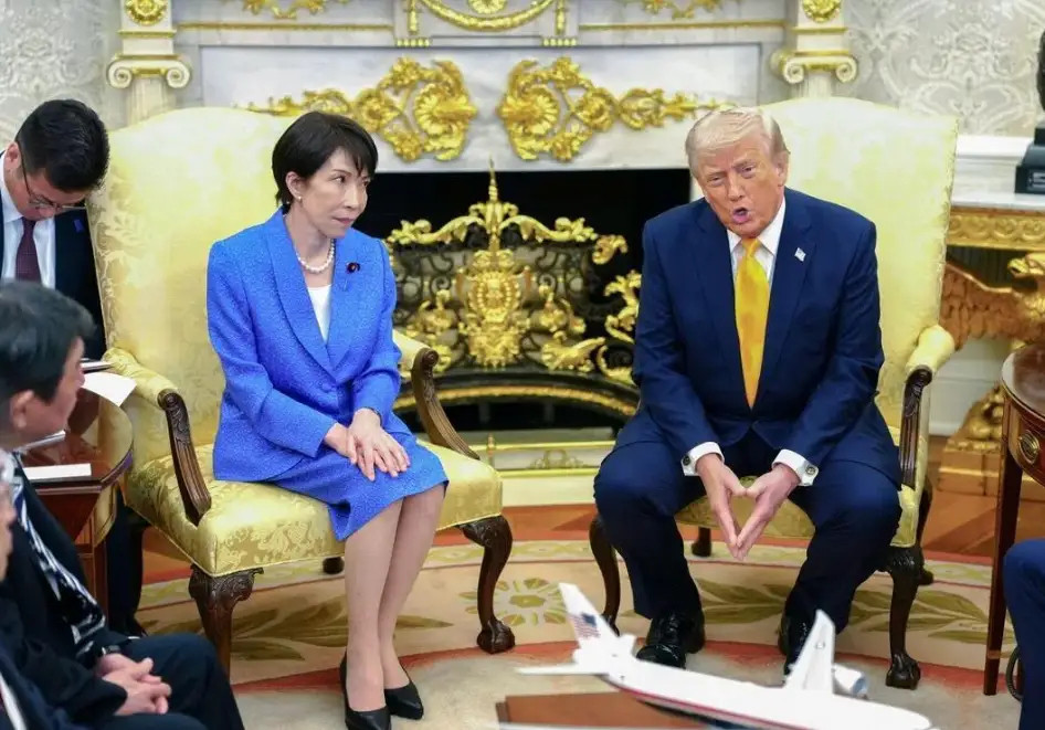 特朗普和高市早苗因珍珠港发生争吵，起因是特朗普再次将（美军）对伊朗的袭击比作19