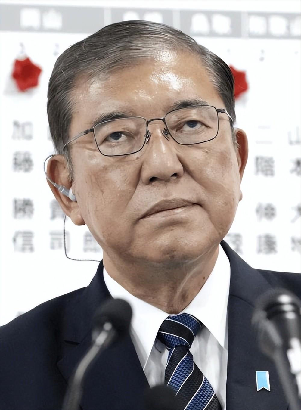 中国9.3阅兵在即，日本却决定打破惯例，首相石破茂做了一件他前任们30年来都不敢