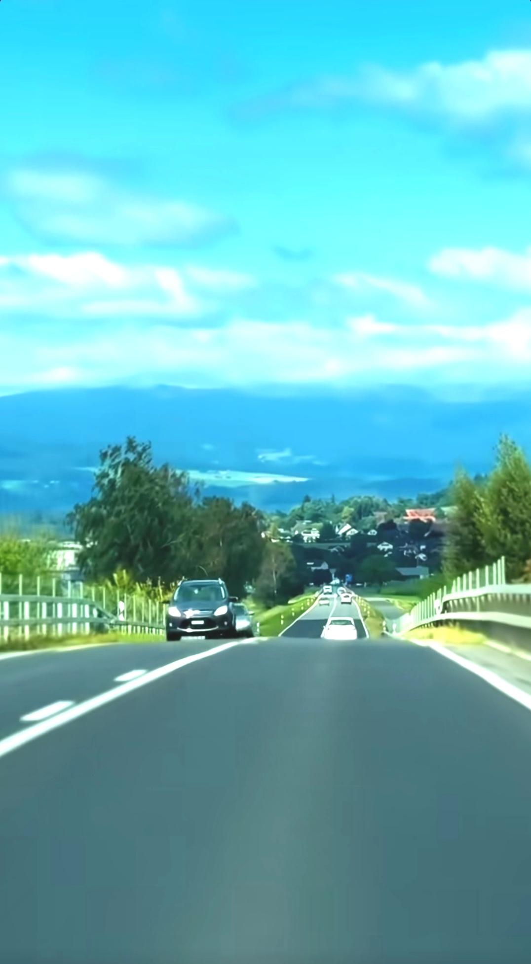 代步车换轮胎有什么标准吗？代步车换轮胎是有标准的。首先看胎面花纹，技术标准是胎