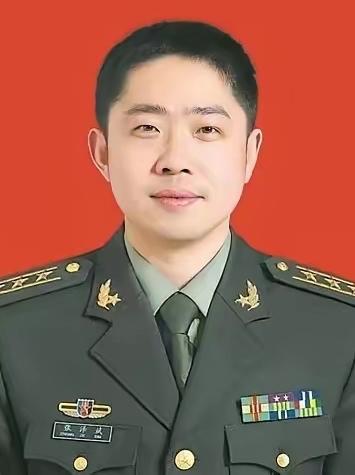 张泽斌，中央军委联合参谋部某局参谋。男，汉族，1983年8月出生，2000年9月