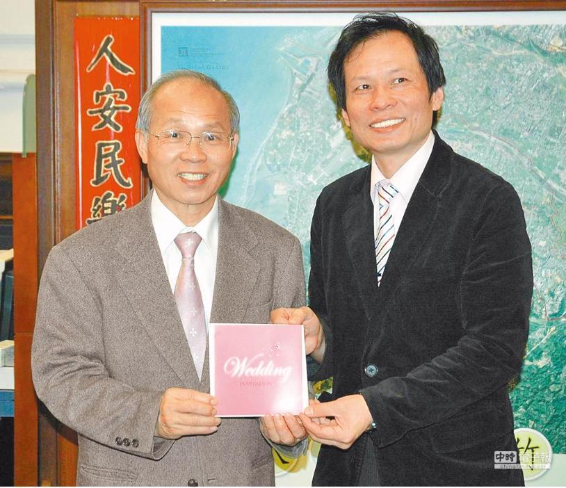 台间谍为探听军方消息，诱骗女军医，被抓26年后回台阻碍重重。新中国成立之后，蒋介