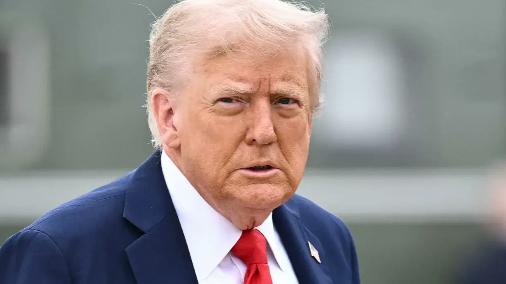 特朗普今天（北京时间1月23日）写道：“返回华盛顿特区的路上，达沃斯之行令人难忘