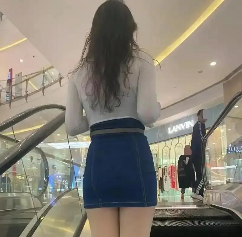 “蛋糕能不能空腹吃？”女子买千层蛋糕，家中三人食用后腹泻不止，只能住院治疗，女子