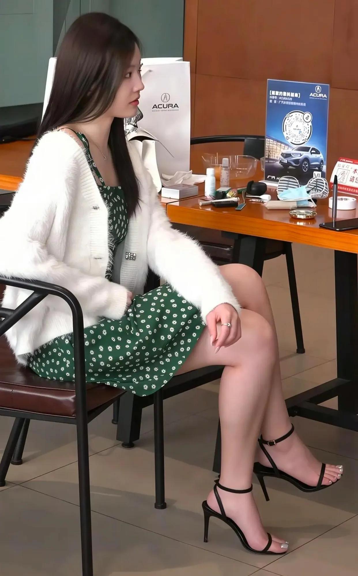 端庄秀美！