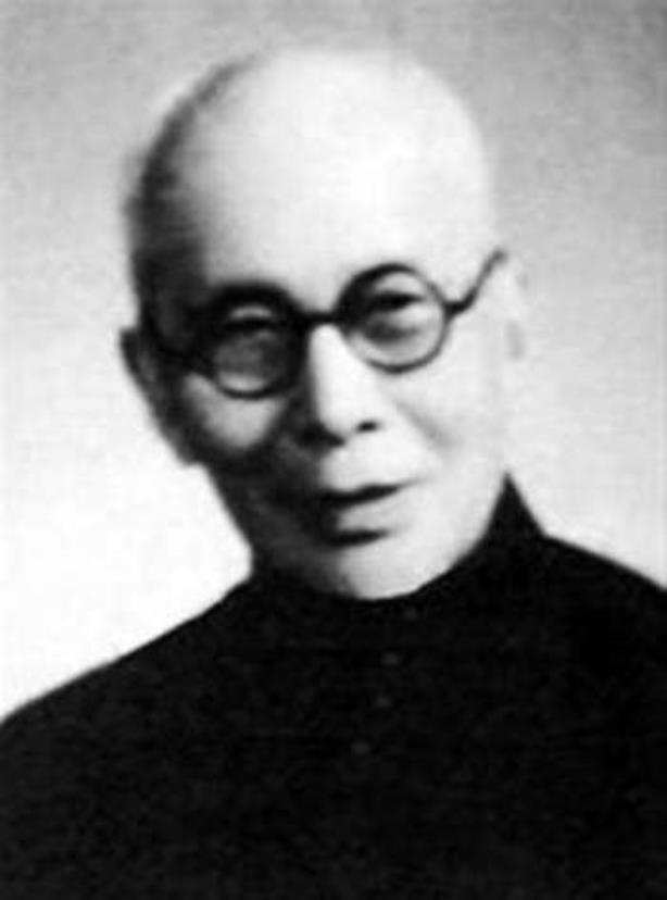 熊笑三那年没死在淮海战场，却差点死在蒋介石的疑心病里，堂堂国民党王牌第五军军长，