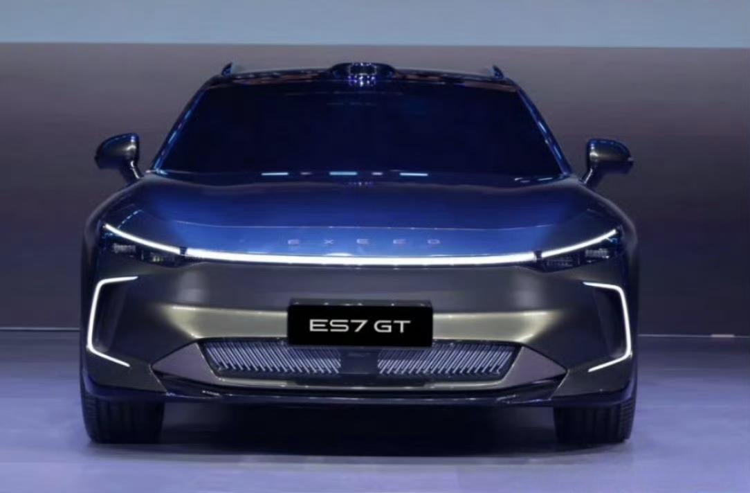 奇瑞星途一口气发布会四款新车：ES7GT、ES8、ET8、ET9。蔚来：？？
