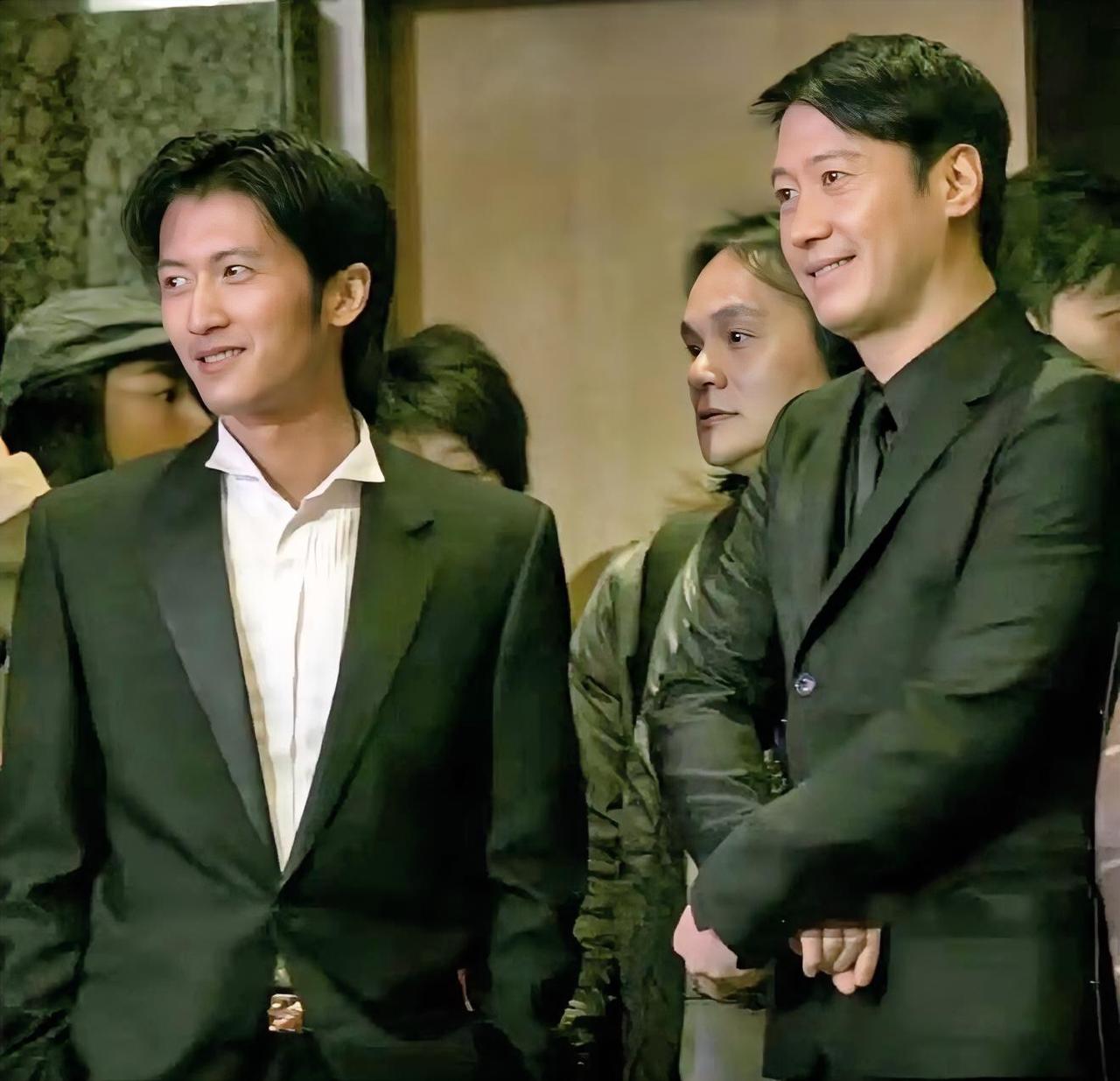 谢霆锋骨相太优越了难怪可以一直不会老这样看谢霆锋有170cm左右黎明虽然大