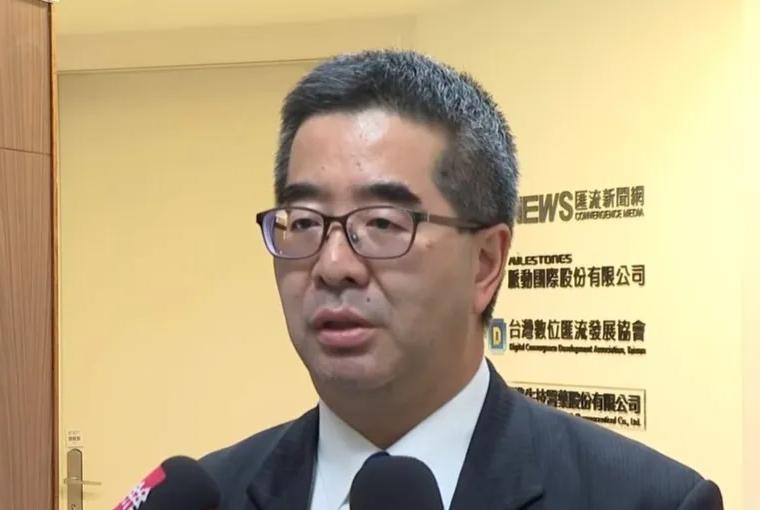 在被马英九直接称为贪污犯后，萧旭岑也是做出了回应，表示自己听到这个消息很难过，但
