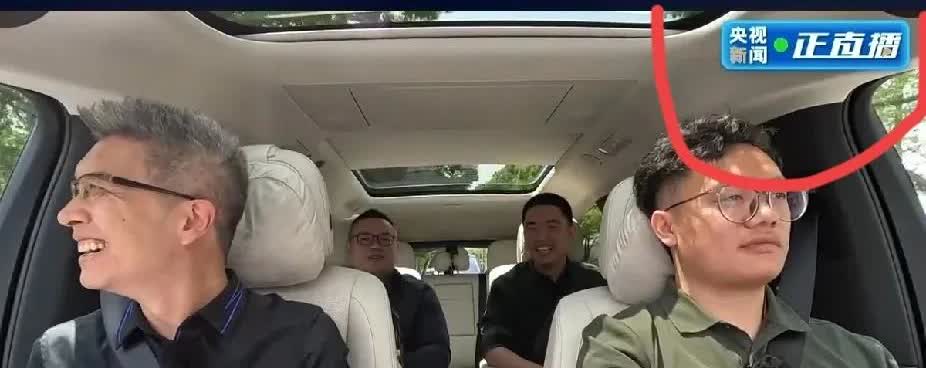 邀请德云社演员的平台越来越高端、大气、上档次了，前有阎鹤祥5.4青年节上了央视新
