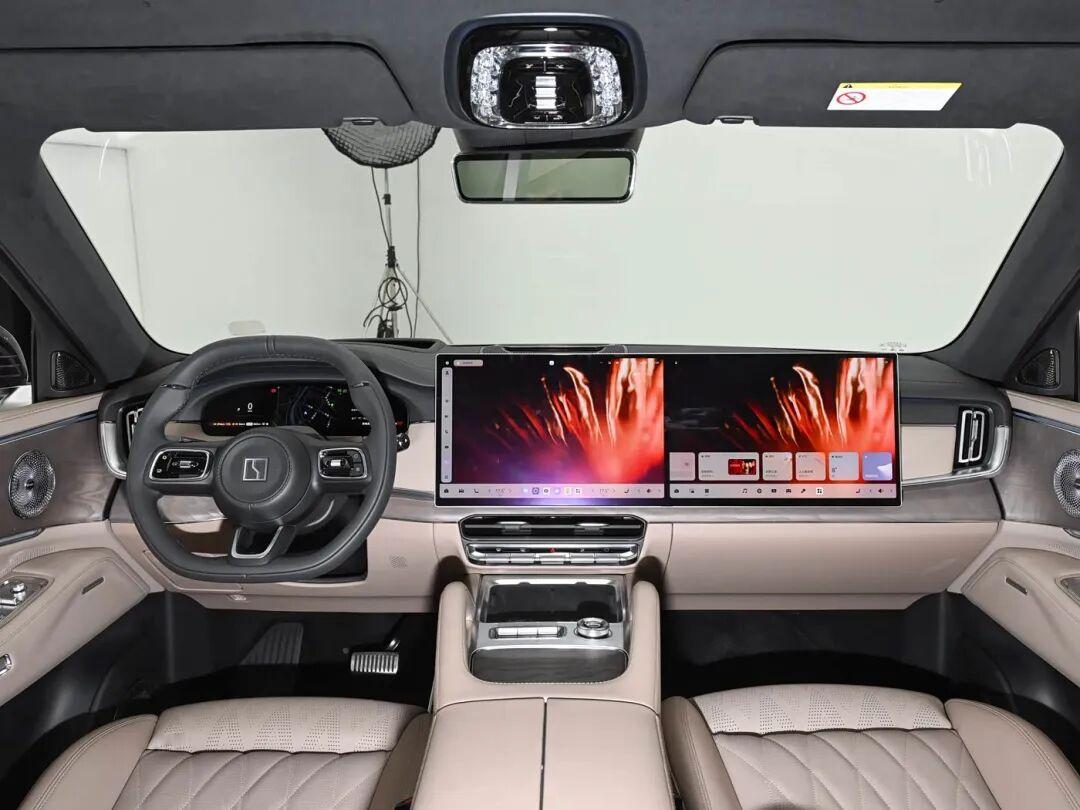 极氪8X预售开启，全尺寸SUV市场再添猛将！3月16日，极氪8X正式发布并开启