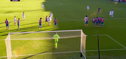 水晶宫VS曼联芒特远射建功，曼联2-1反超！