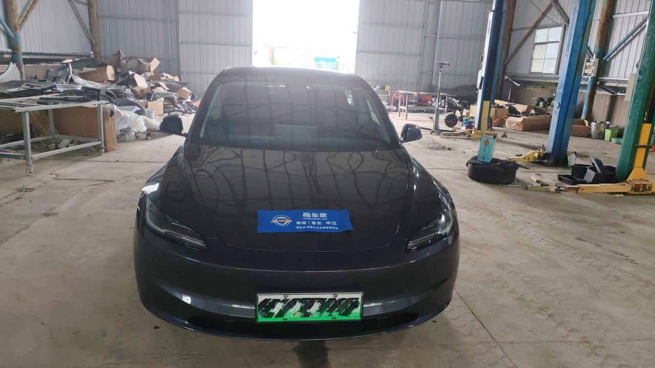 按揭买车挂在女朋友名下，渣男玩够了就分手，女朋友赔了身子又赔钱！前两天帮粉丝验