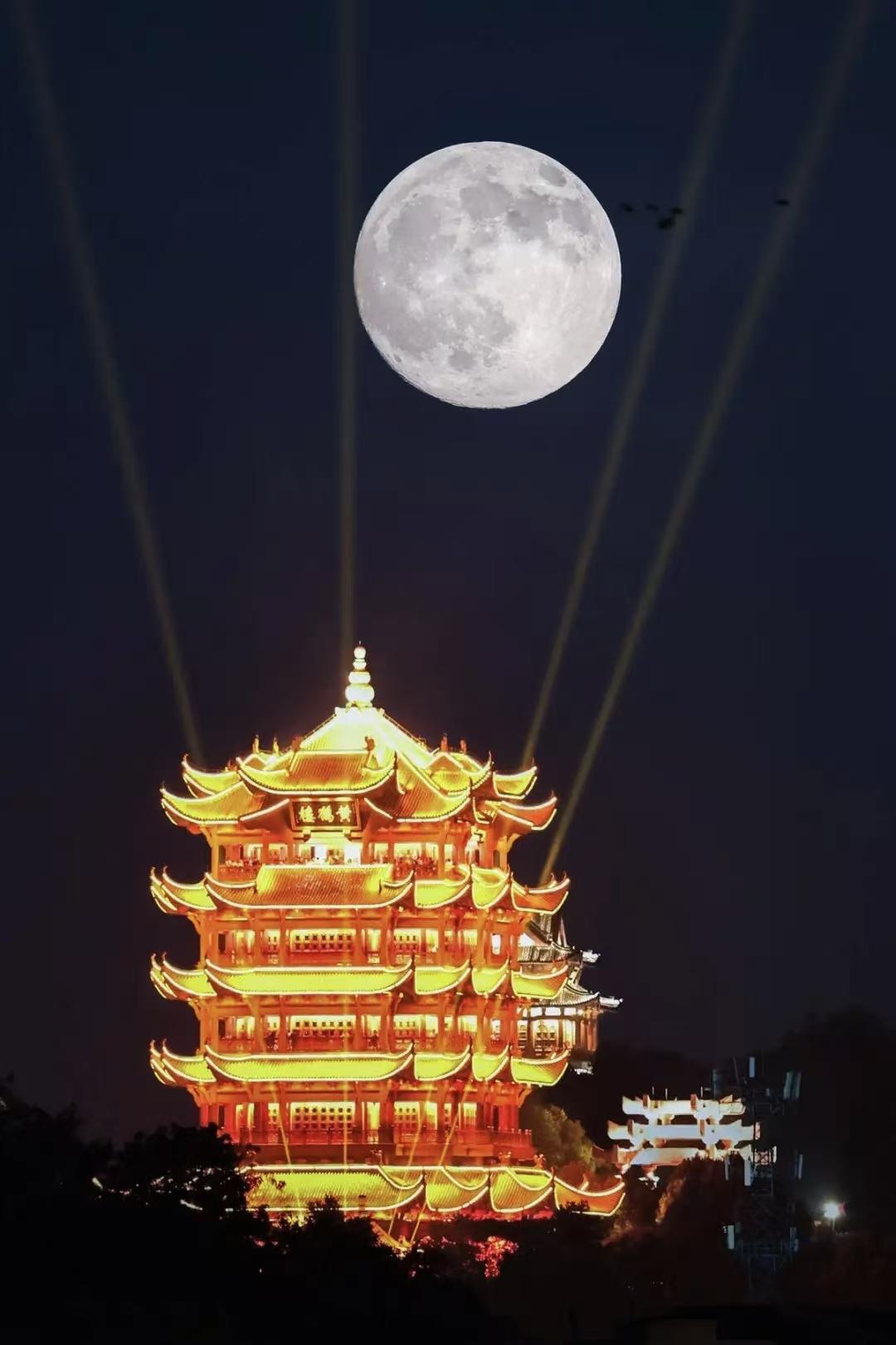 说出来你们可能不信，我一个亲戚，35岁还是二婚，居然找了个比她小2岁的，男方还
