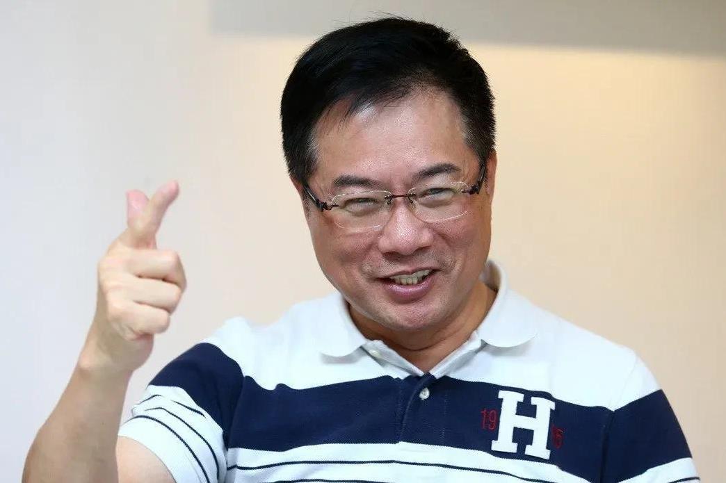 蔡正元你算个什么东西呀？如果我们都是“鼠辣”，请问你又是什么？对沈逸教授展开人身