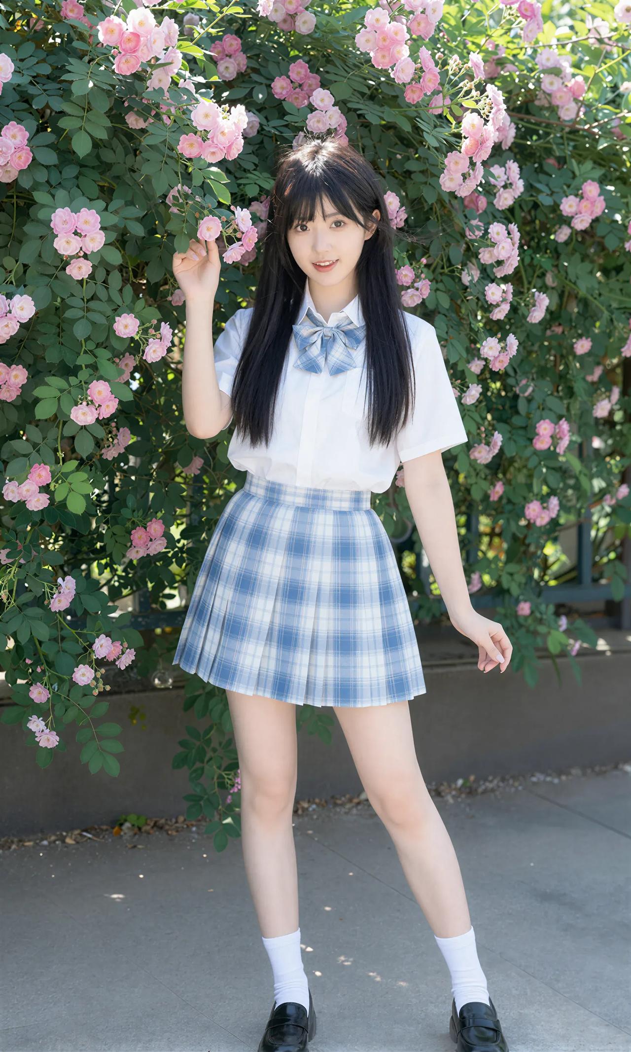 分享美丽图片。蔷薇和少女共享美人靓照