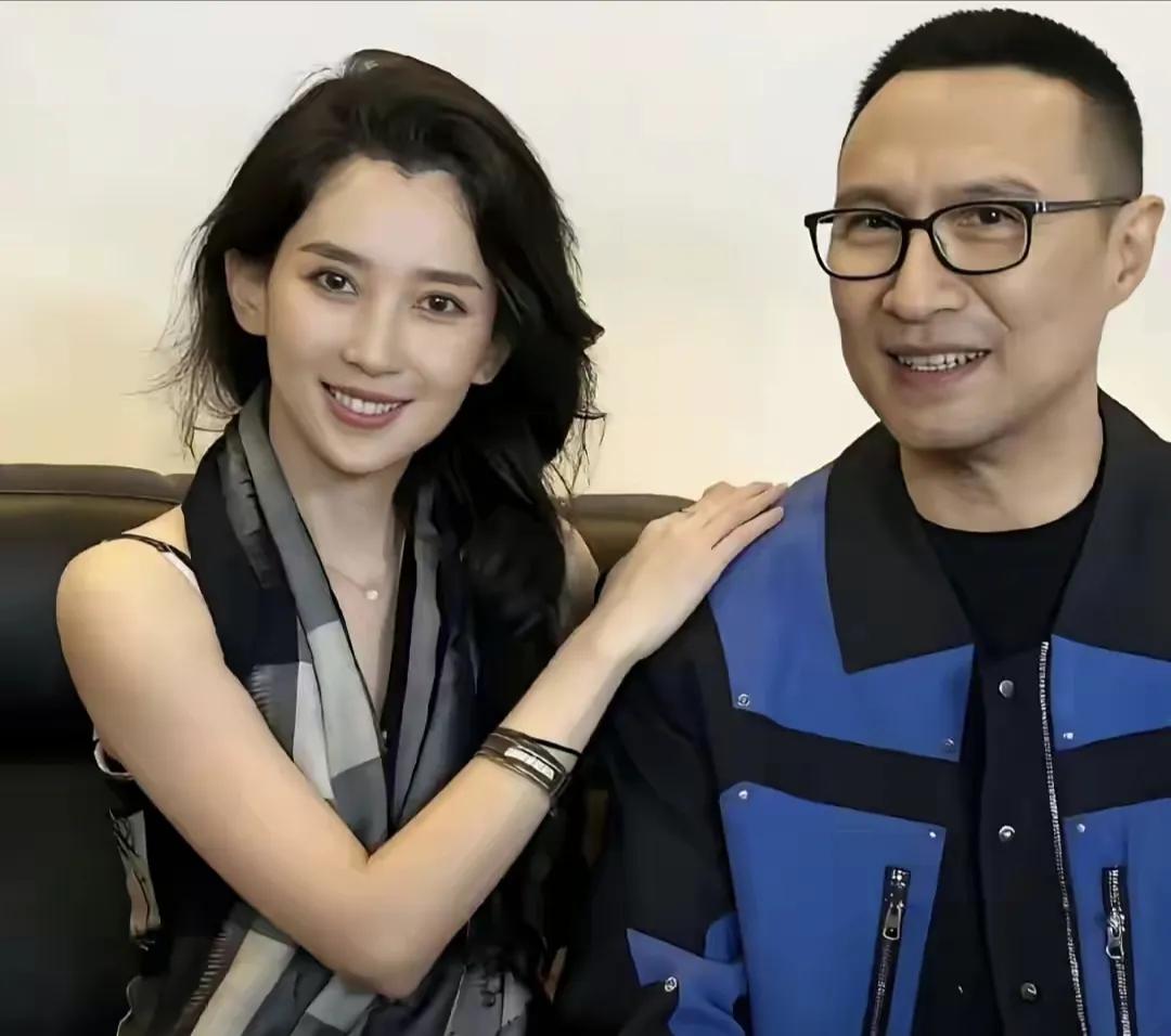 森林北直播回应与汪峰现状，强调说明关于她跟汪峰是分是合这件事森林北昨晚直播回应