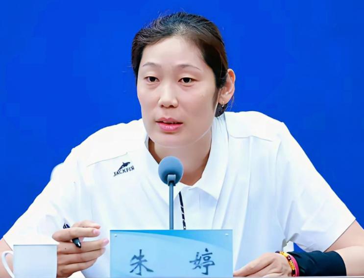 媒体集体改口，朱婷新称呼曝光全运会对于排球运动员来说，一向是职业生涯中关键的