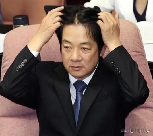 就在刚刚 台湾“国防部”突然宣布， 1月17日台媒爆料，“国防部”凌晨侦