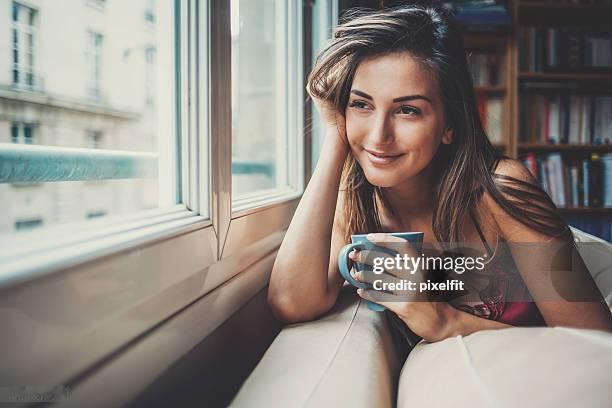 大部分公公在儿子出差的时候，都会和儿媳保持一定的距离，我闺蜜结婚3年了，一直