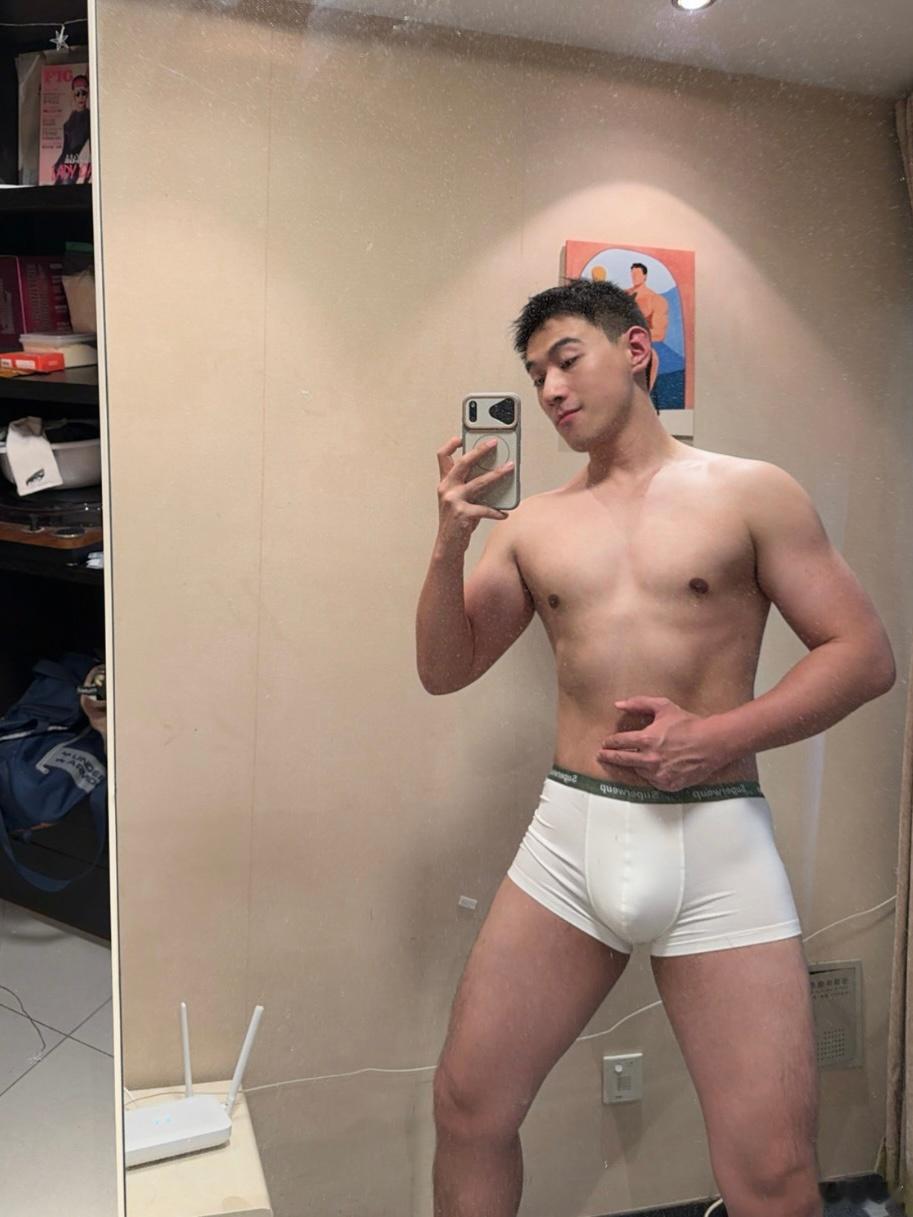 喜欢身上穿点绿