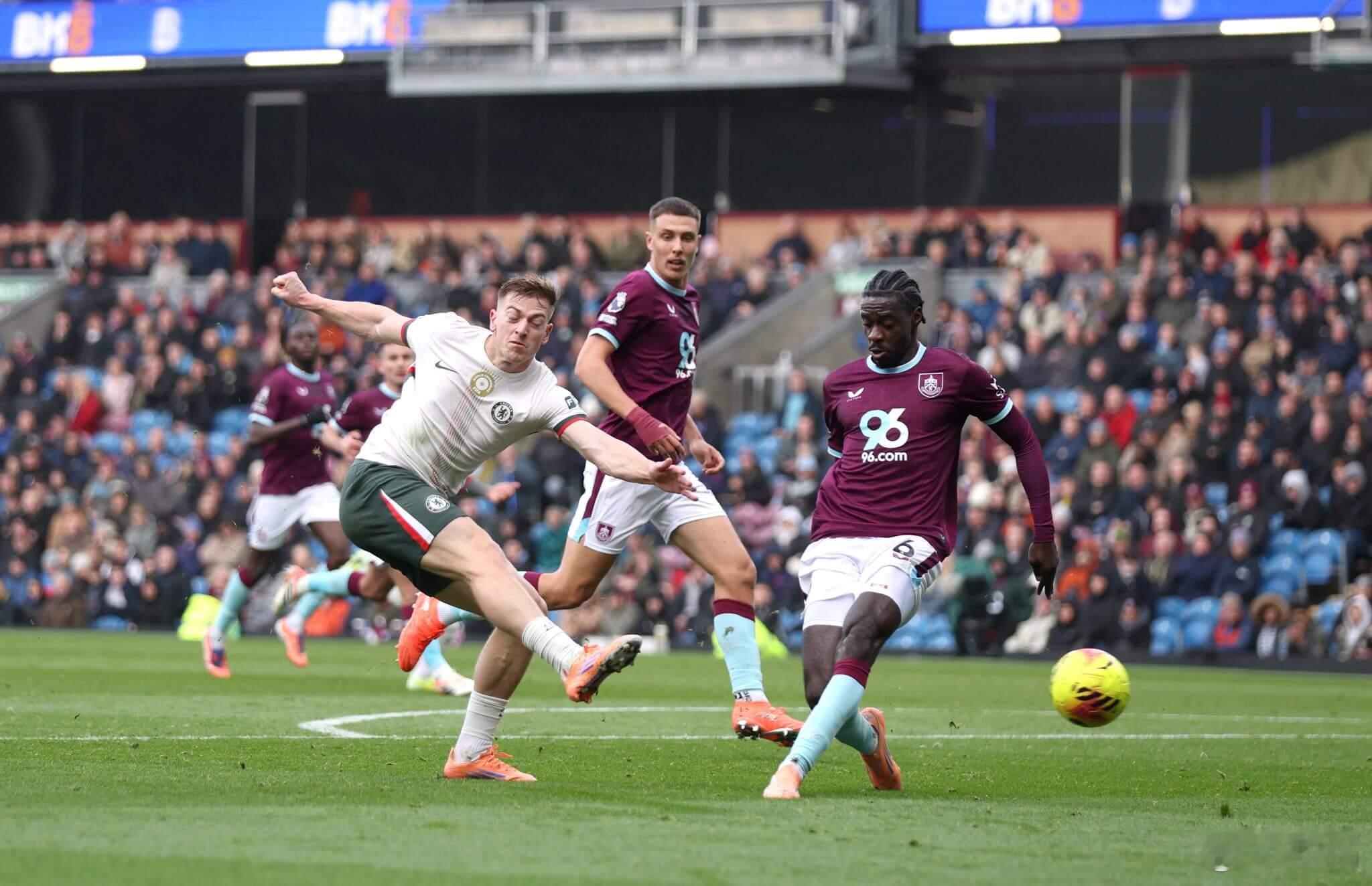 德拉普转会到切尔西之后，收到腘绳肌拉伤影响，才踢了7场比赛，还没进球呢！不过，中