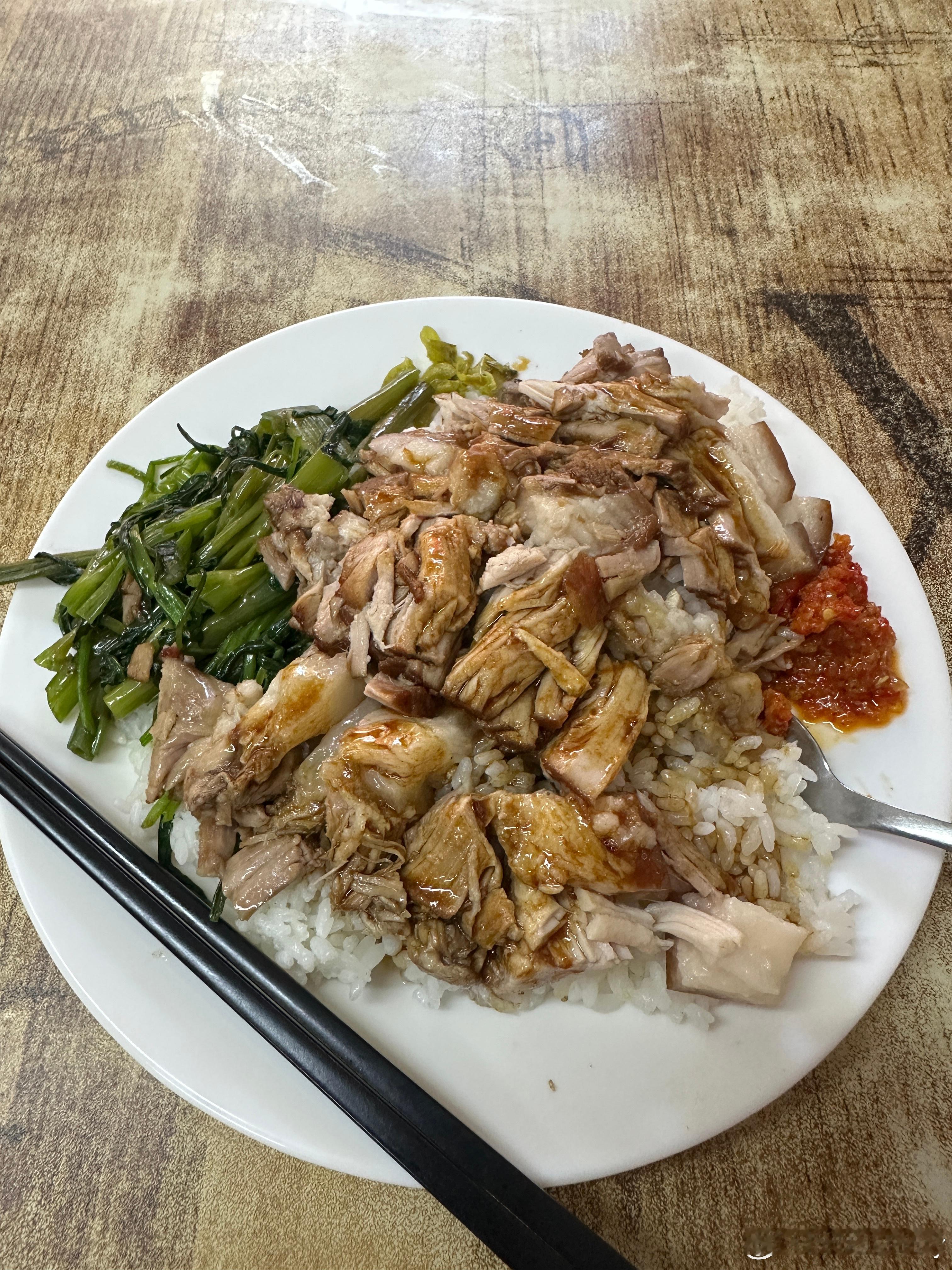 每周一餐猪脚饭打工人永远吃不腻​​​
