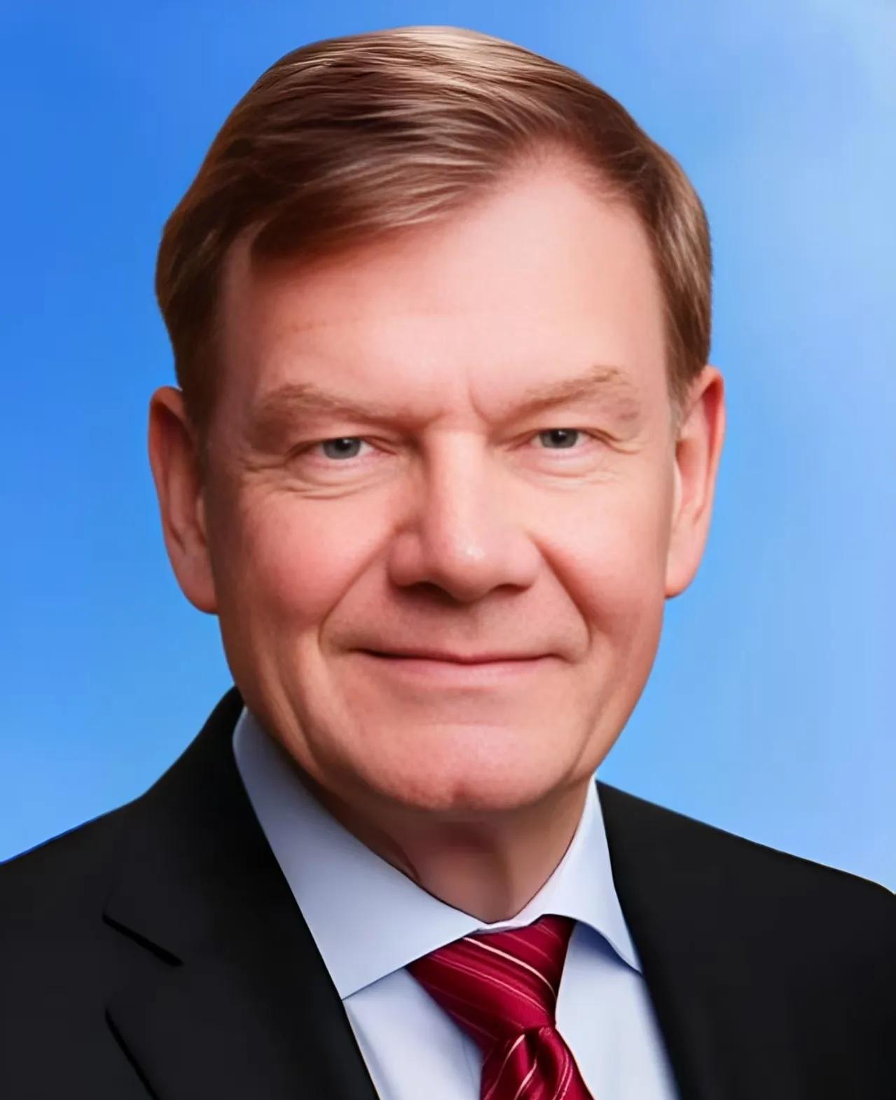 德国爱甩锅！德国外交部长近几日与中国在稀土问题上发生了激烈的口水战，德国声称