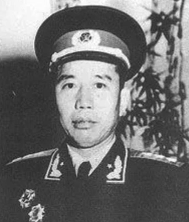 1950年，原马家军改编的解放军骑七师，17个连、2500余人发动叛乱。王震