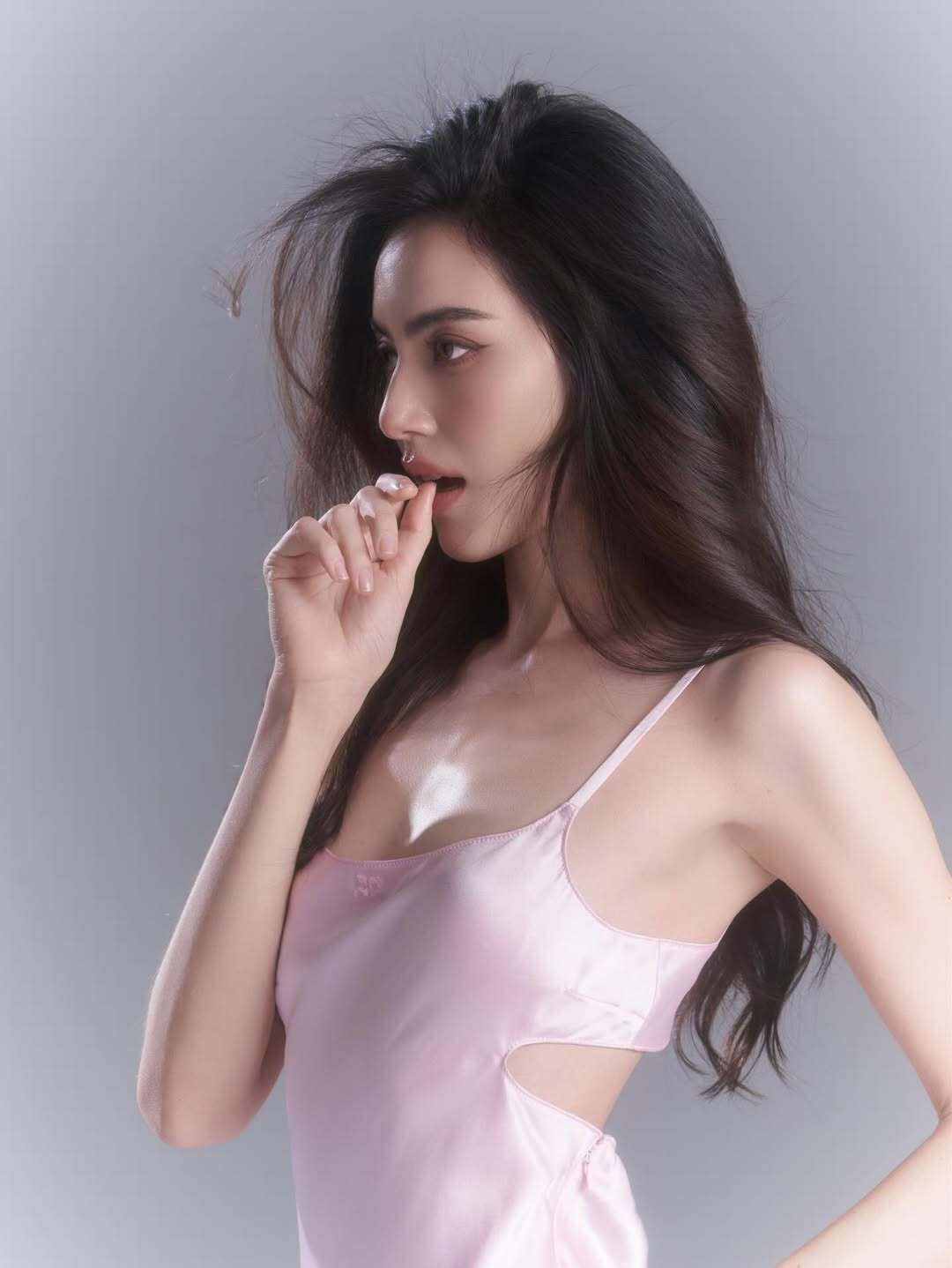 泰星Mai｜女娲你看看她再看看我你对我可曾有一丝愧疚之心….