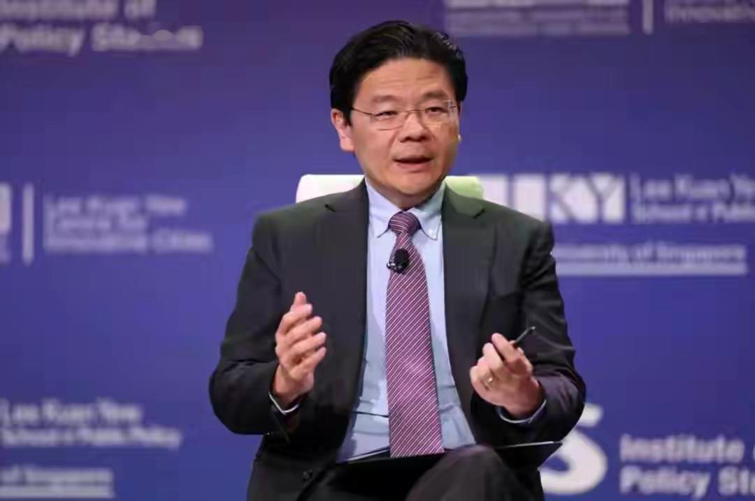 新加坡总理到底想干什么？刚刚，黄循财参加一次经济论坛时，大言不惭的说，“新加坡和