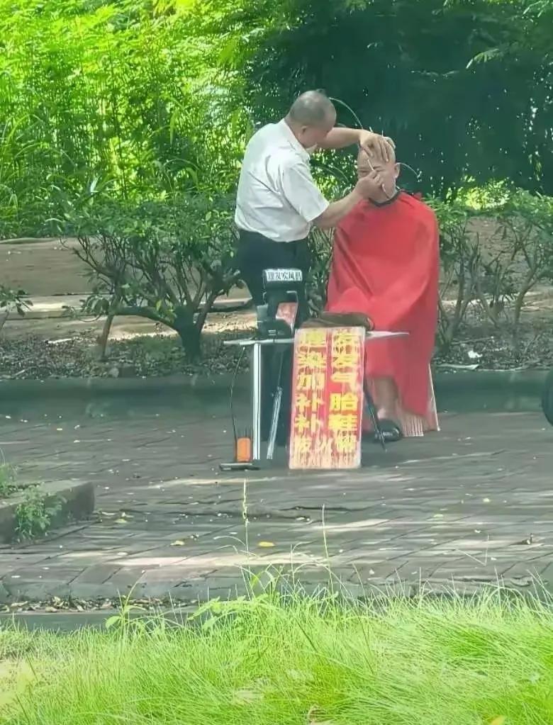 这个大哥一下子干掉了6个开发商。​​​