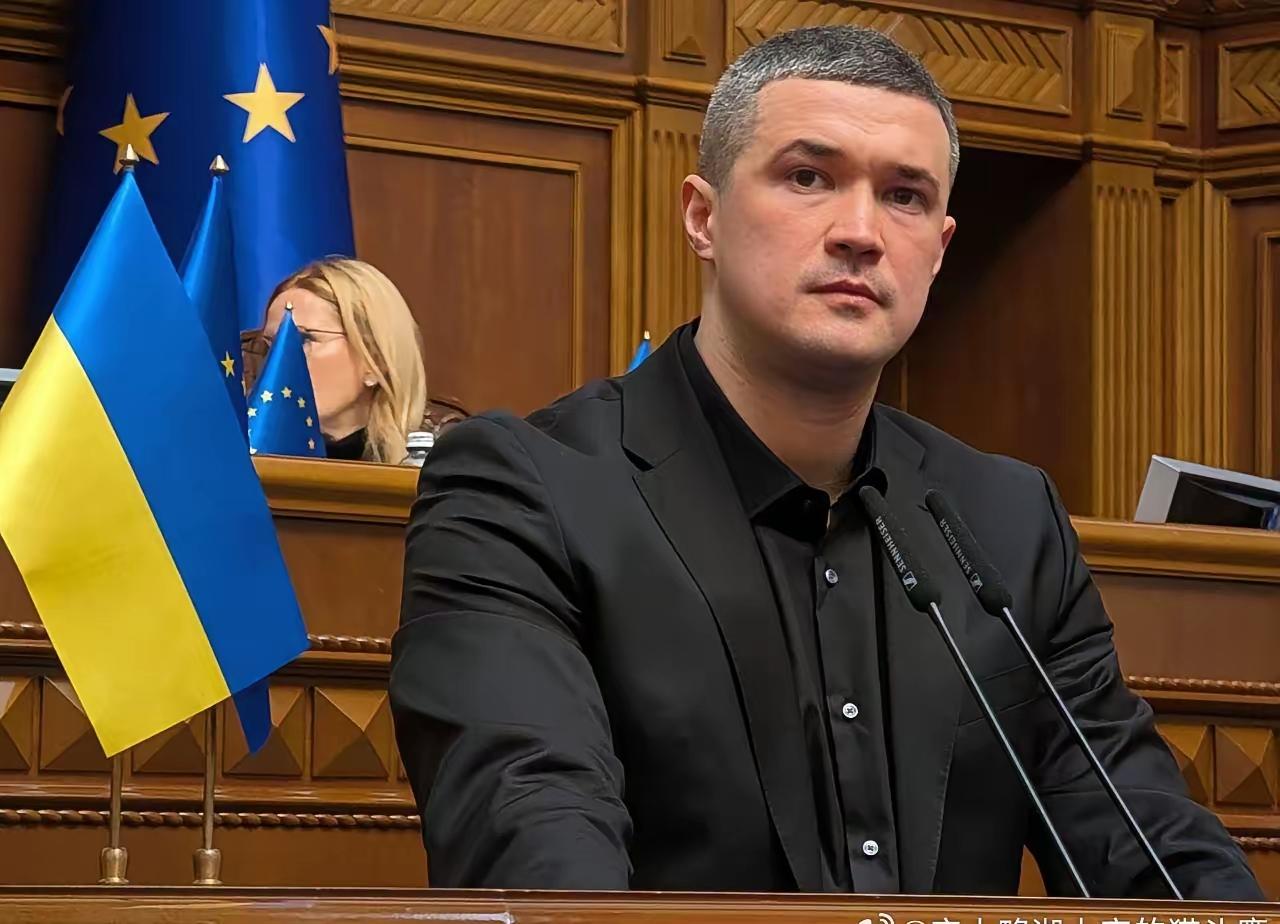 战争中30多岁新星？乌克兰在持续进行的抵抗战争，无疑是伴随着乌克兰国家武装力量