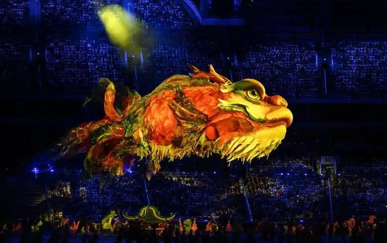 奥委会主席来中国参加全运会形式，咱就问这么几句，第一：羡慕吗？这只是我们国内