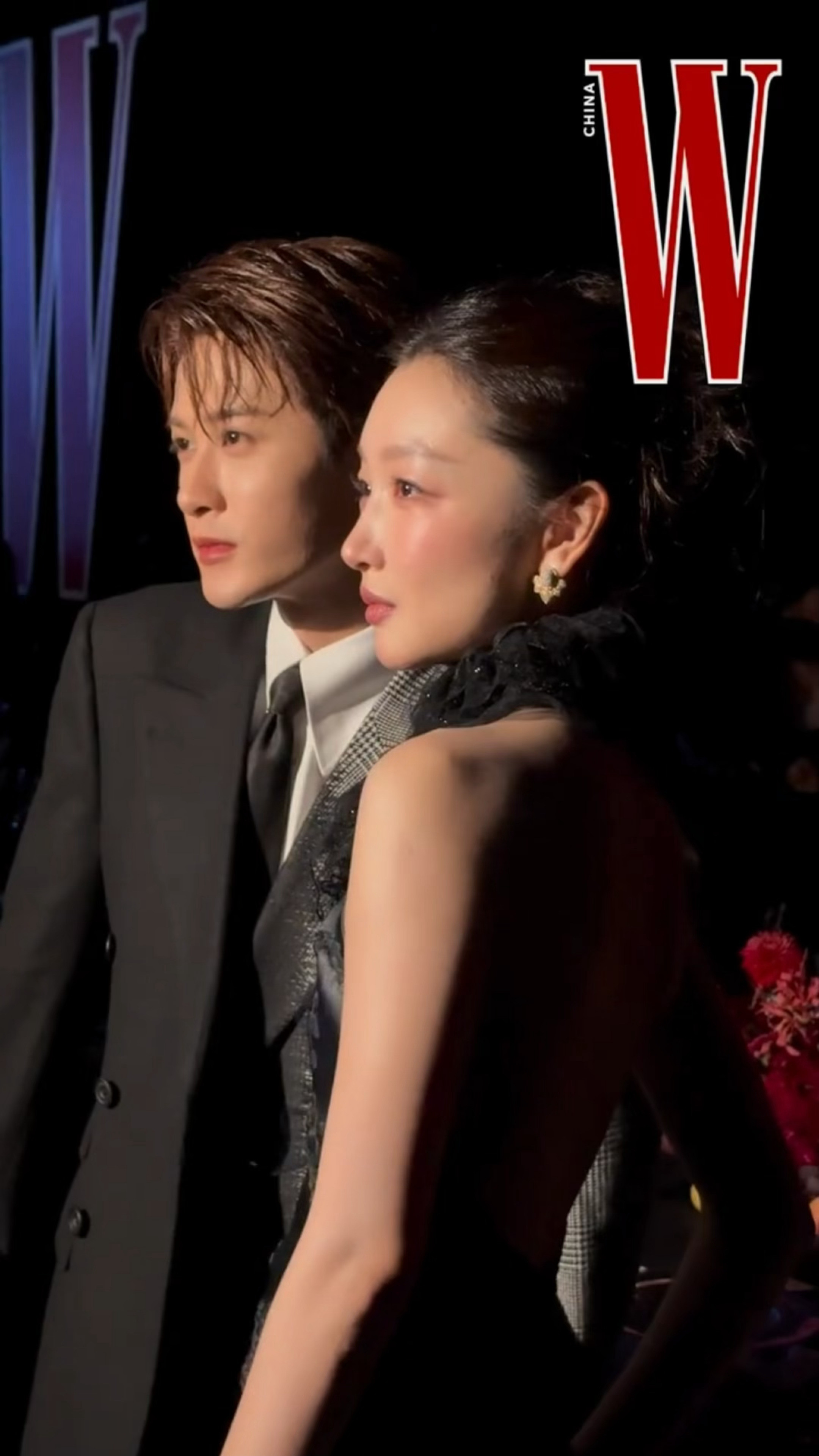 檀健次周冬雨W盛典晚宴同框live图，檀健次好帅呀！W盛典内场​​​
