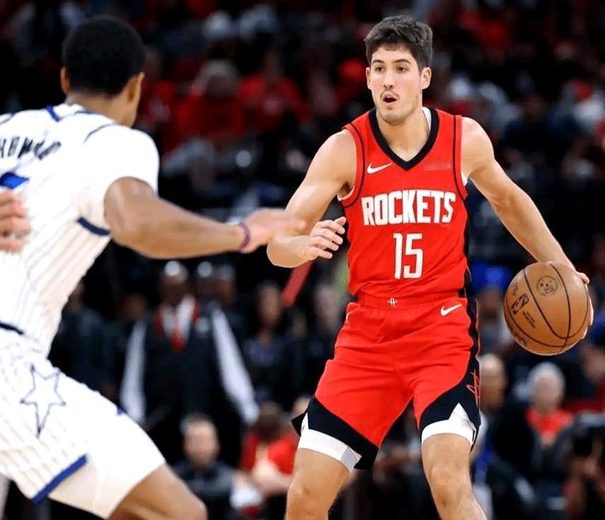 完全是菠菜局第三节崩的时候我就觉得不对劲，太假了。按乌度卡那脾气，别说分差到