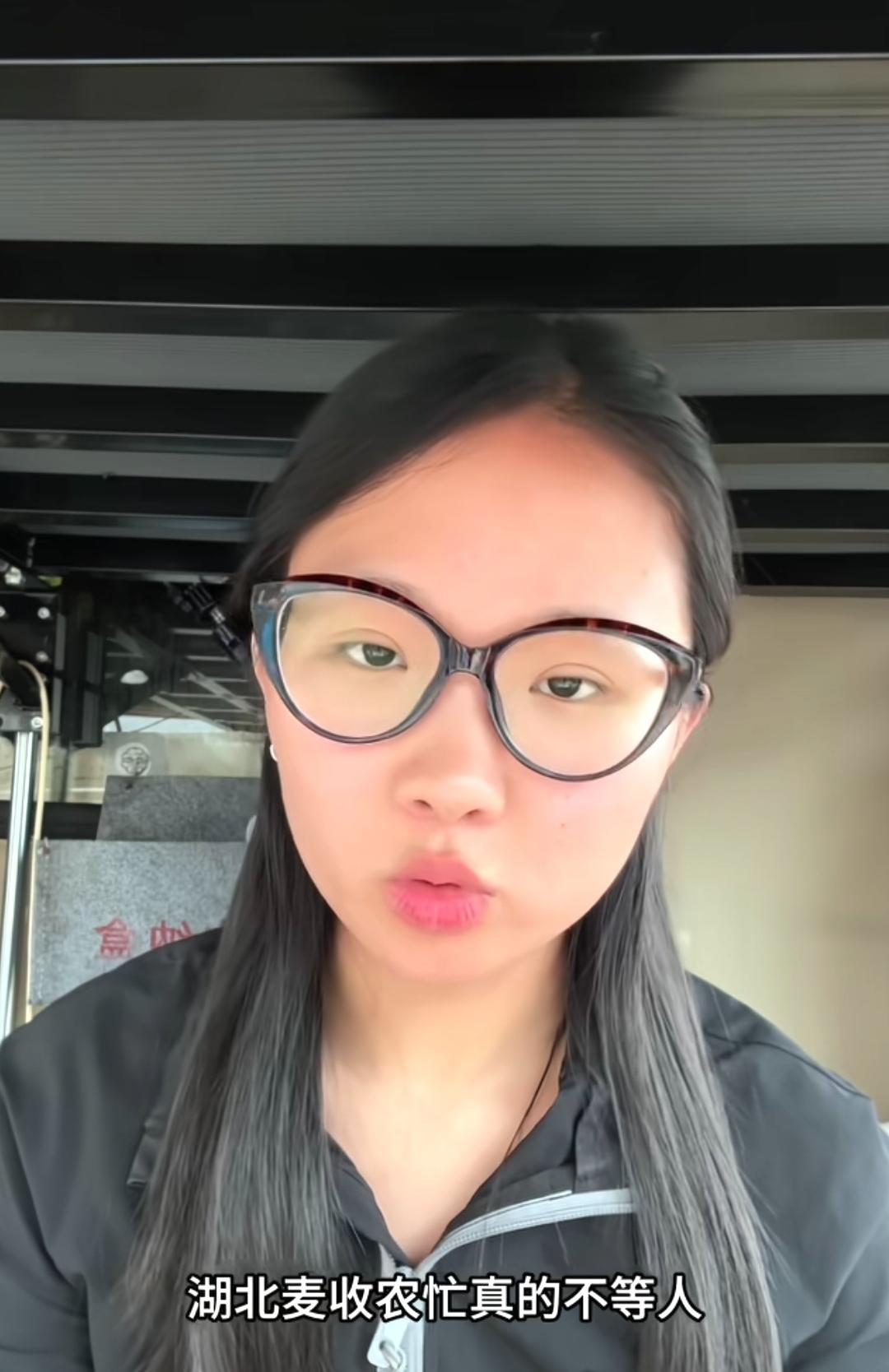 “割四赔五”迎来“大结局”，当事人农机主凯迪发视频，呼吁大家不要再受舆论影响，及