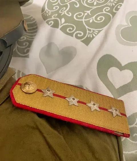 1955年解放军授衔时，志愿军虽然已从朝鲜秘密撤出了大部分，但留驻的部队仍有50