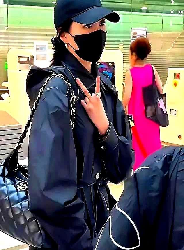 关晓彤手上的戒指还没捂热，鹿晗工作室的律师函已经盖了章好家伙这届网友真不