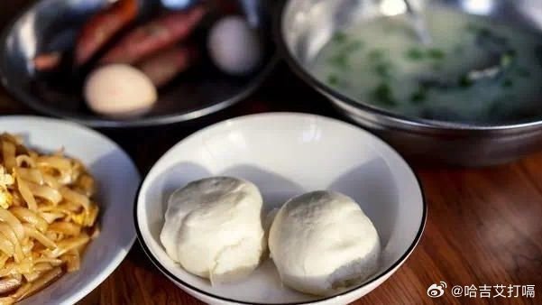 凤凰新闻【早上为什么不建议吃馒头？劝告：不止馒头，这几类食物，也要少吃】“早餐吃
