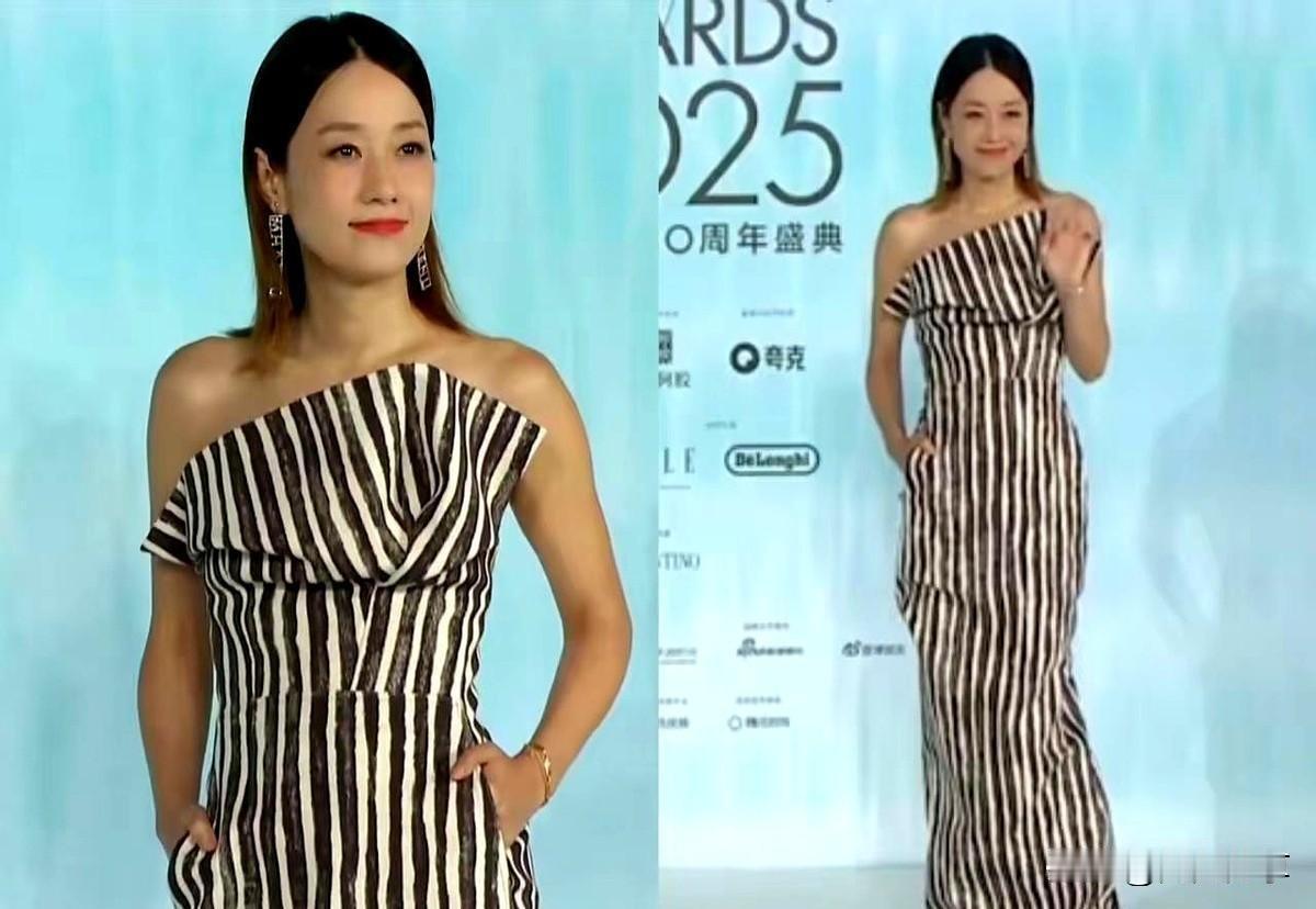 马伊琍的丸子头赢回掌声亮片裙却让人翻白眼问题出在哪？10月的活动