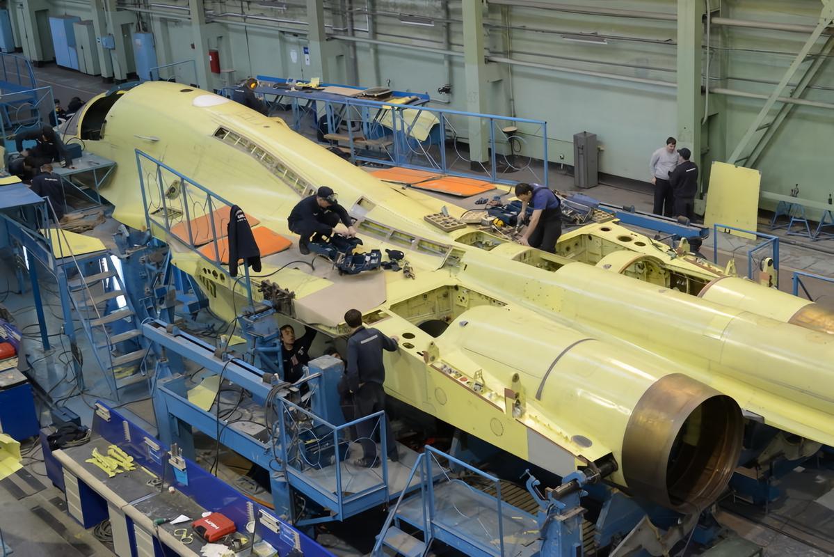 总有人问，俄罗斯会不会被耗死？其实别说耗了，就算这个地球上最后只剩下中美俄三个国