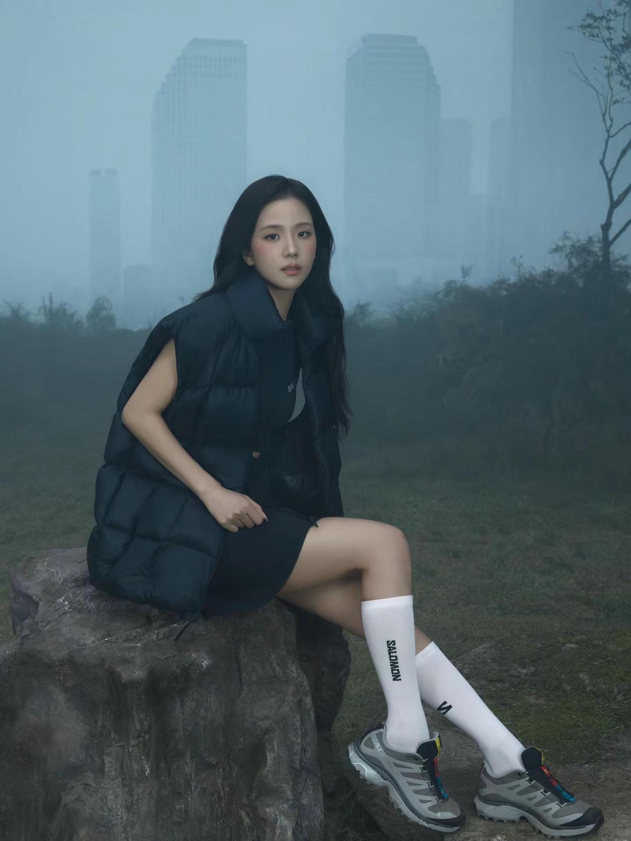 @JISOO萨洛蒙女神jisoo金智秀jisoo